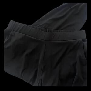 Lisa Rinna Black Jersey Knit Cargo Jogger Pant- Medium Petite